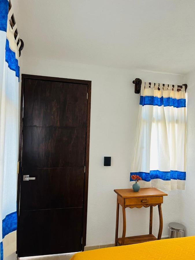 Hostel Gautamas Guest Rooms Tepoztlán Zewnętrze zdjęcie